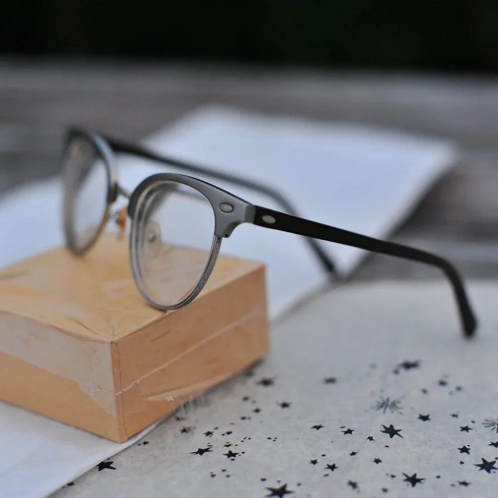 Glasses Silver Acrylic Used RX -3